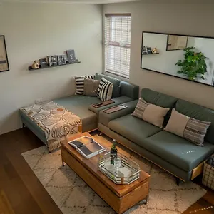 No 33 Stylish And Modern 1 Bed Cheltenham